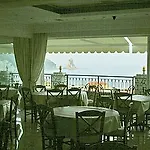 Aloha Hotel