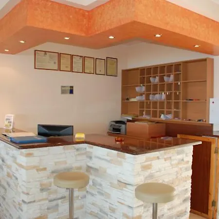 Aloha Hotel Agios Gordios (Corfu)