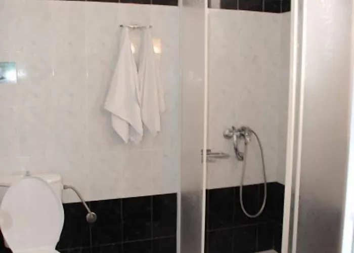 Aloha آغيوس غوذيوس